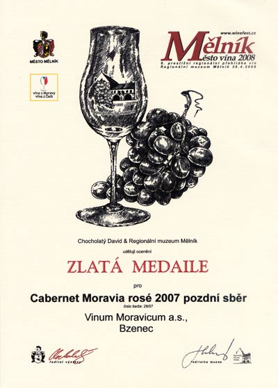 Chocholatý David & Regionální muzeum Mělník udělují ocenění Zlatá medaile pro Cabernet Moravia rosé 2007 pozdní sběr, č. šarže 22/07.